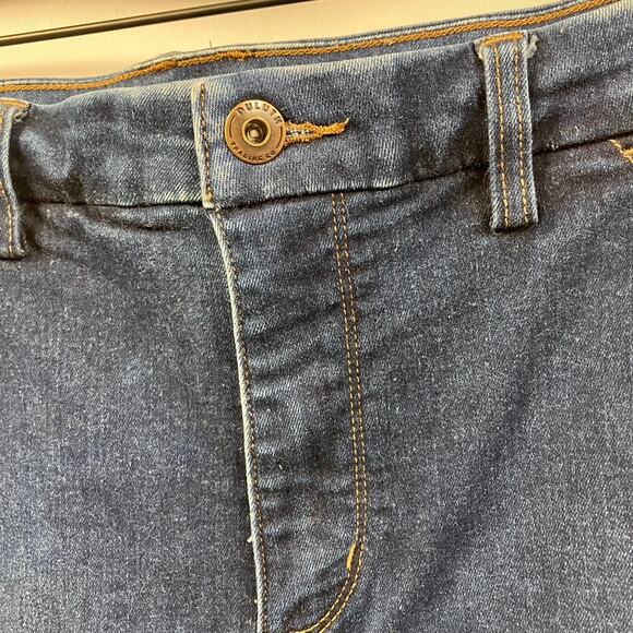 Duluth Trading Co. Womens Asset Management High Rise Trouser Jeans 6x33 Dark - Picture 3 of 16